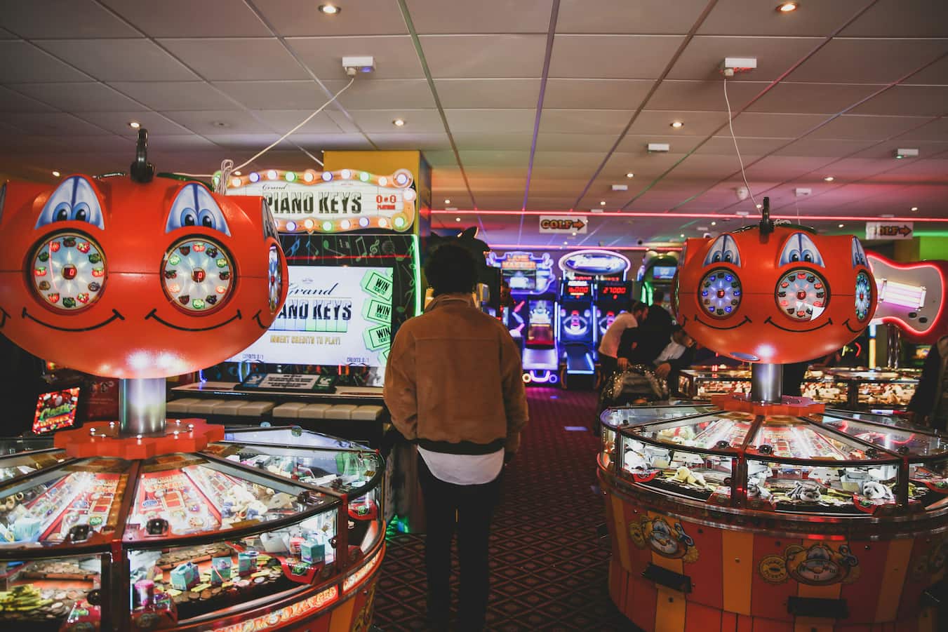 Online Casino Themes vs. Traditional Casino